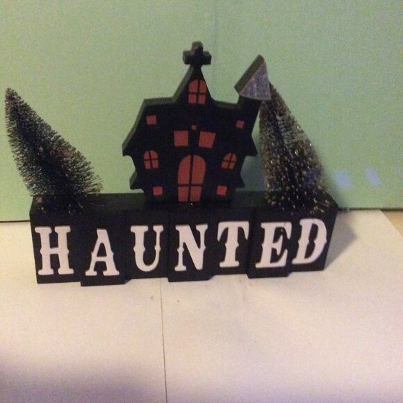 6 Piece Lot Halloween Decor - Picture 4 of 7